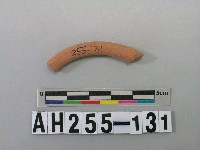 藏品(紅色泥質陶環殘件)的圖片